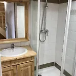 Au Pied Les Deux Alpes