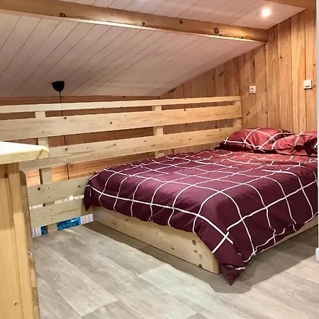 Au Pied Apartment